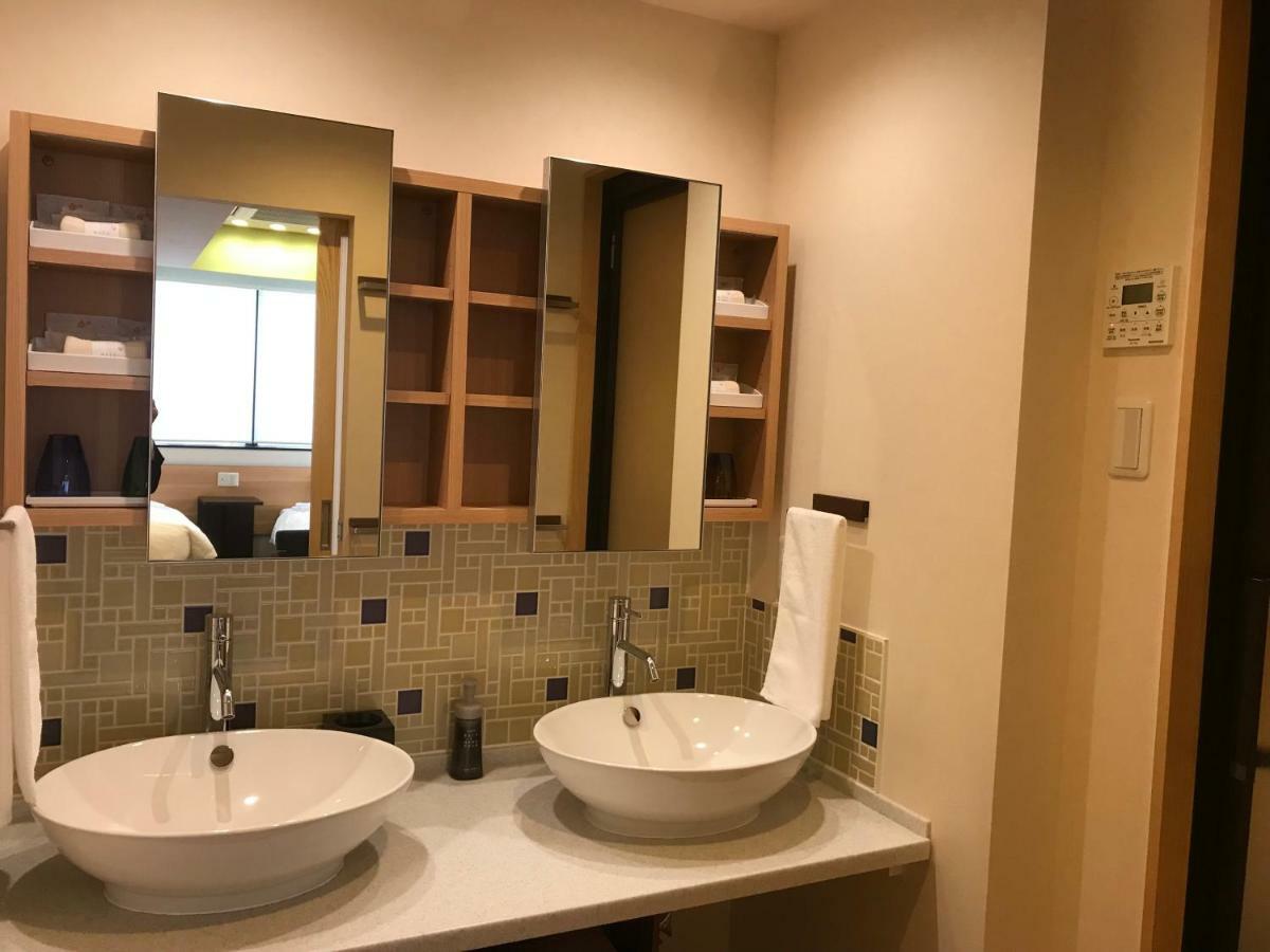 Hotel Yururito Οσάκα Εξωτερικό φωτογραφία