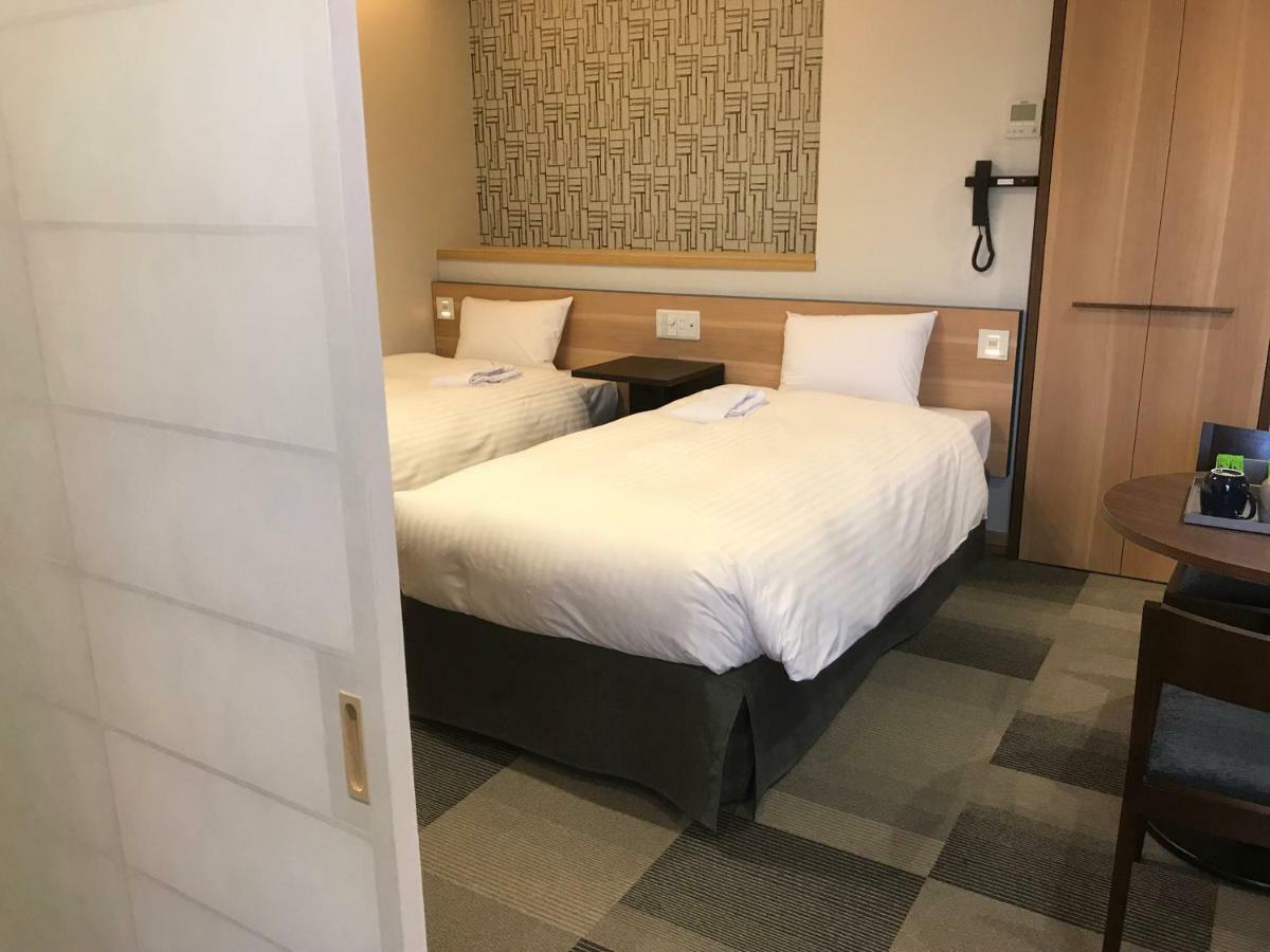 Hotel Yururito Οσάκα Εξωτερικό φωτογραφία